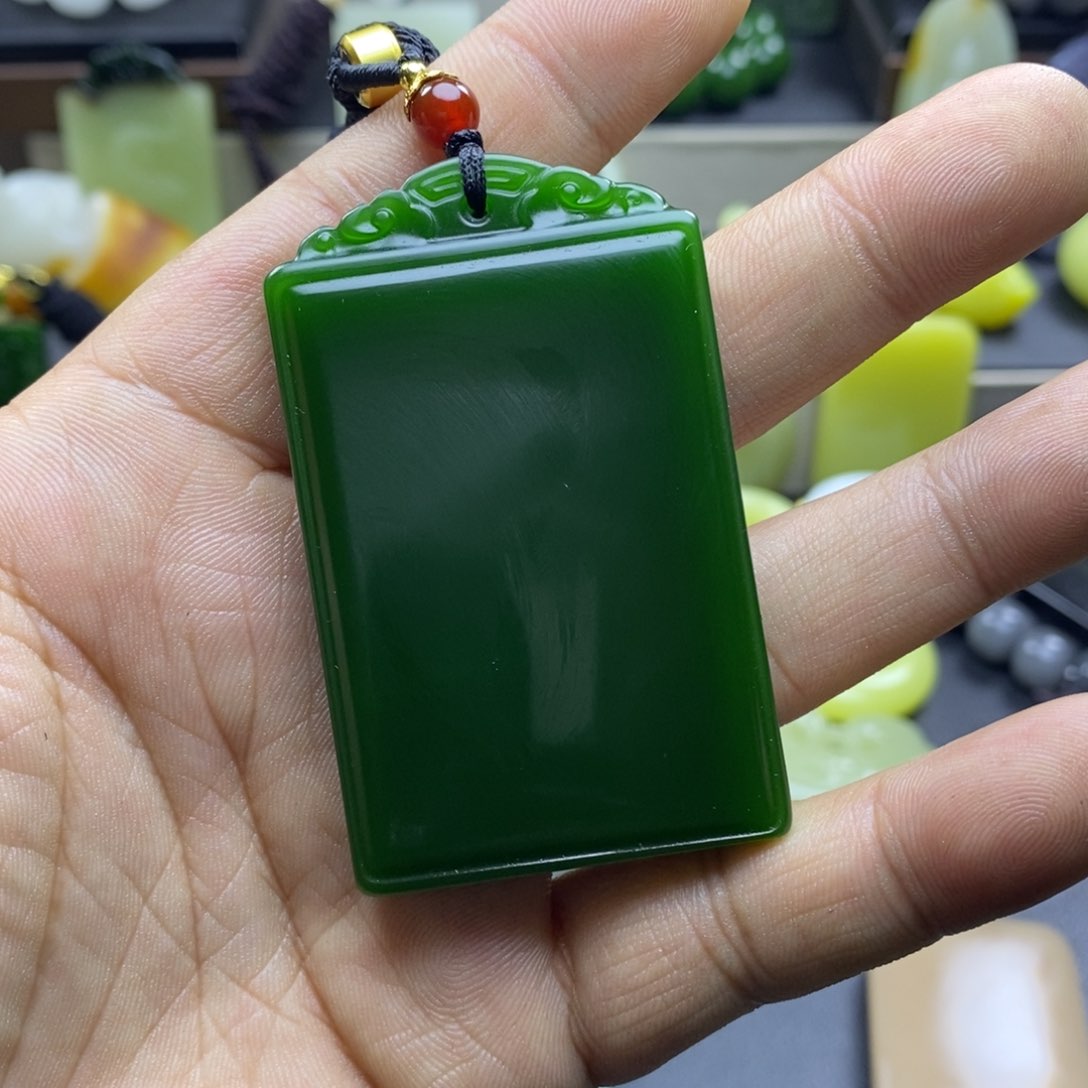 和田玉颈饰未镶嵌小****门