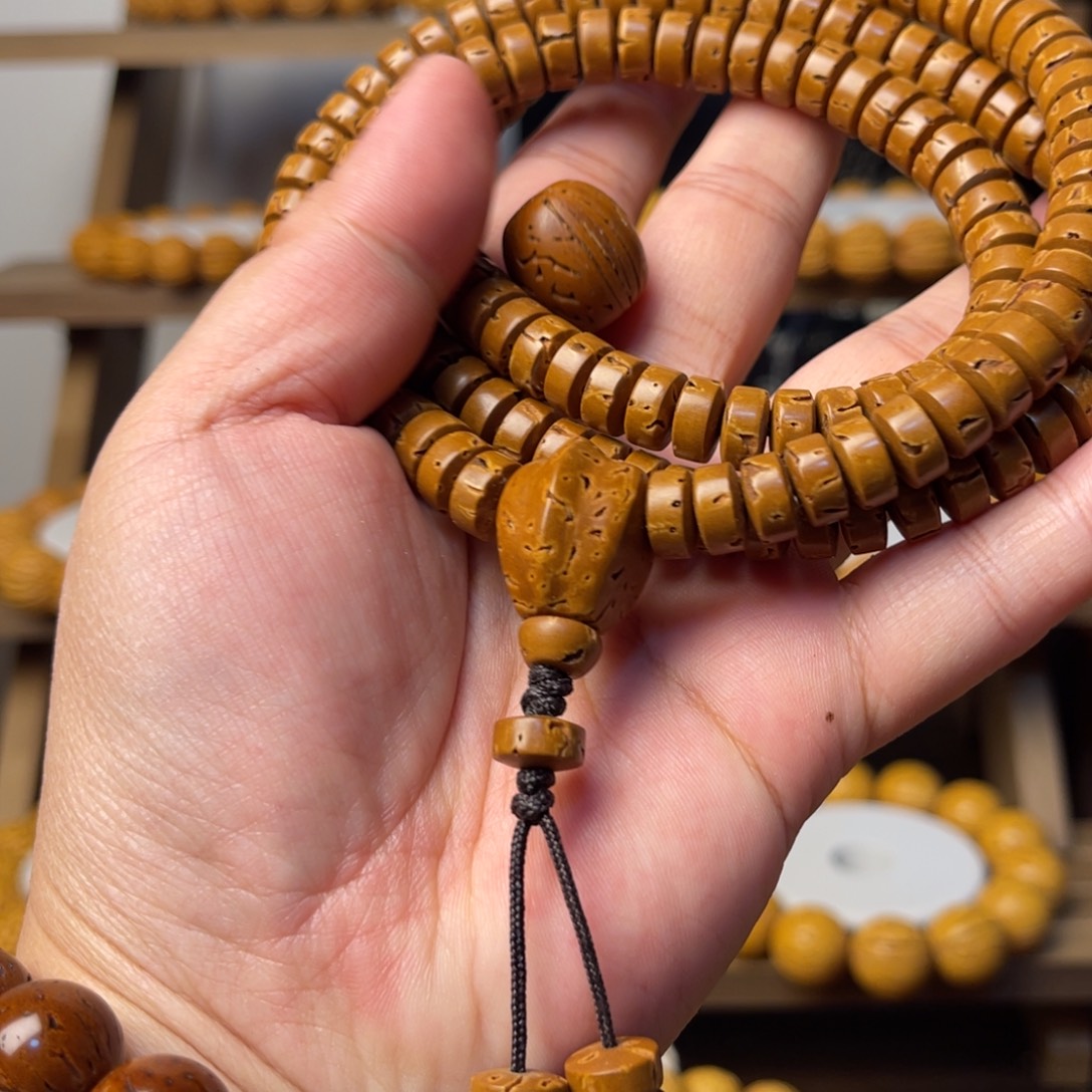 嘣***喽桃核95核壁脖挂150颗粉丝福利