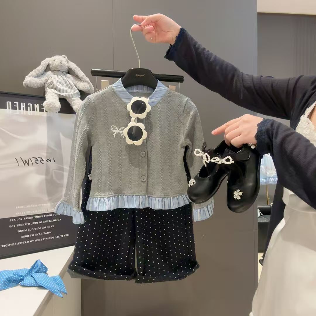 儿童打底衫2025新款女童秋冬款开衫韩版毛衣可爱花边潮流纯色上衣