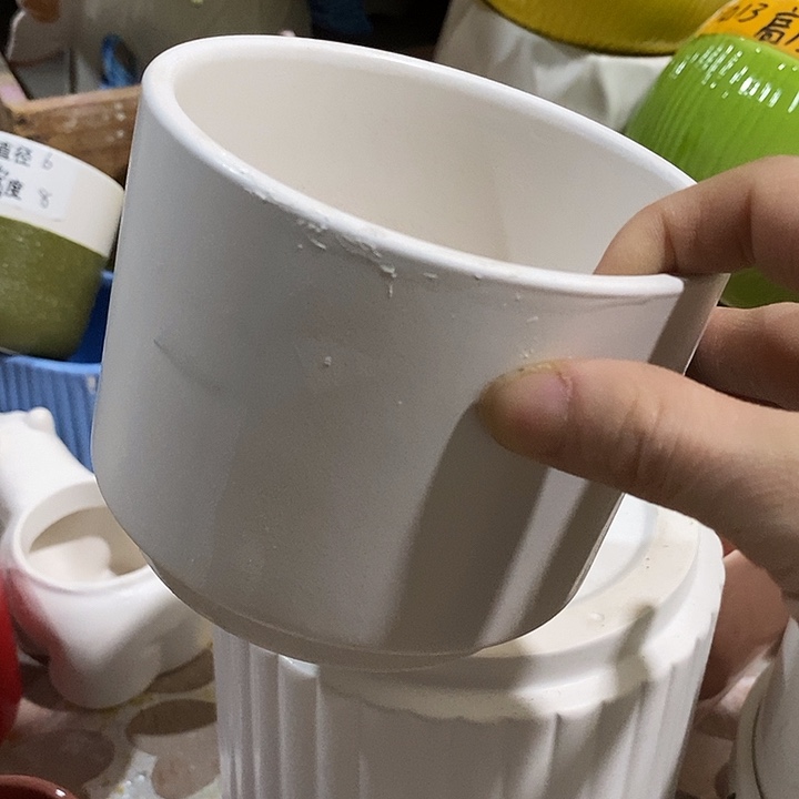 陶瓷花盆有孔 瑕疵介意勿拍 