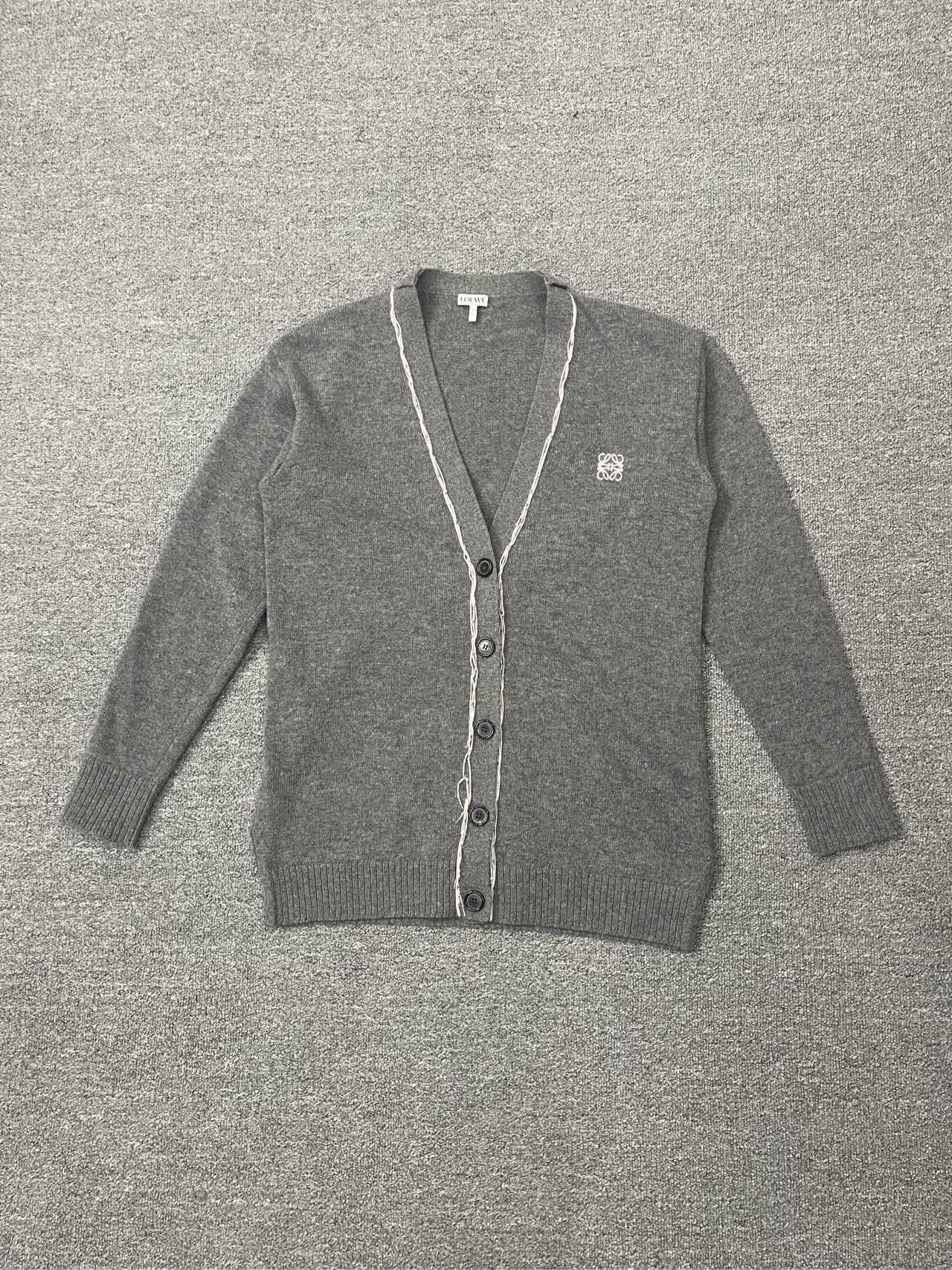 99新 LOEWE/罗意威 经典刺绣开衫针织毛衣/黑色/XS码