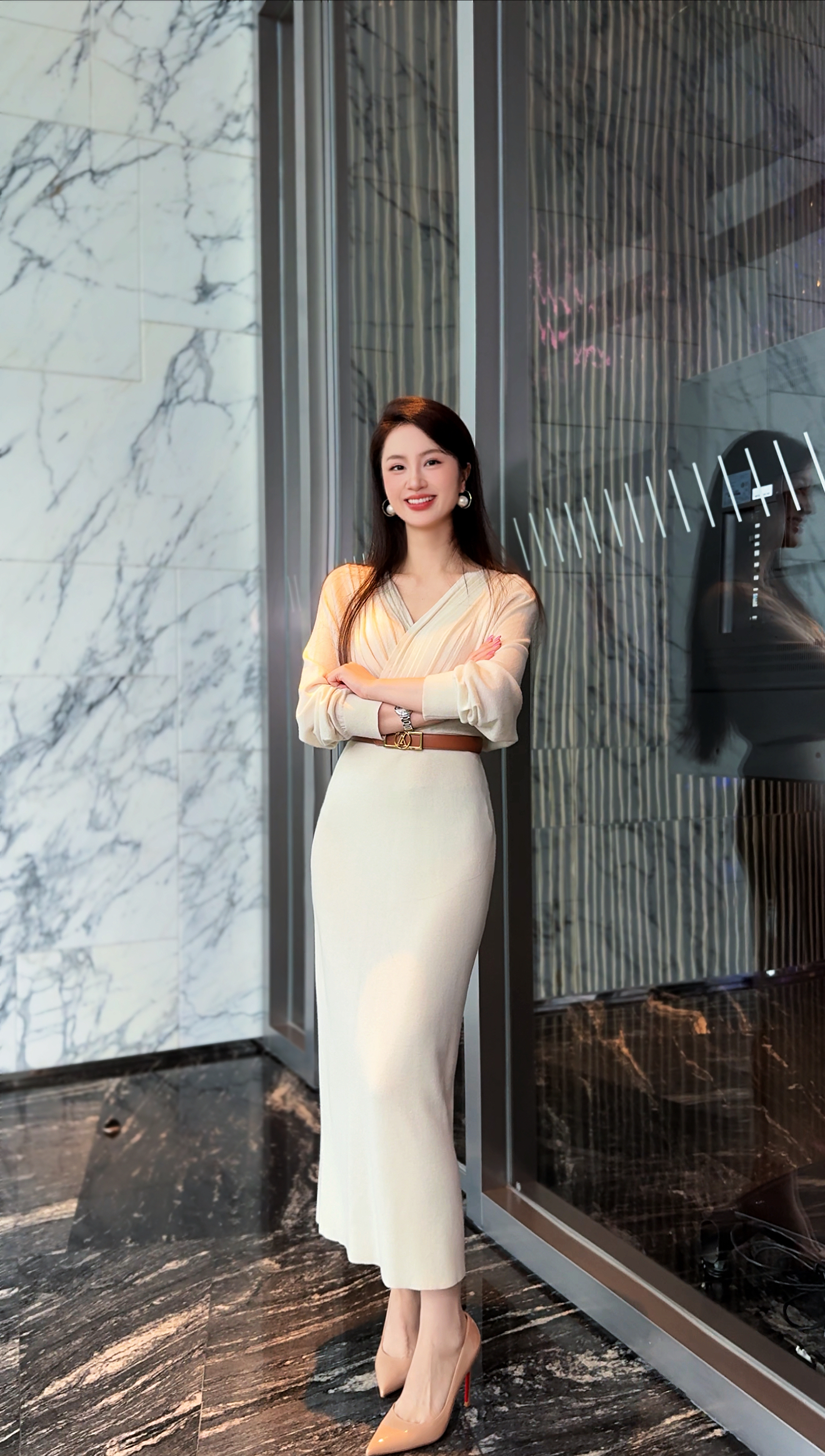 【NNC】2025新款V领羊毛裙 软糯打底衫 气质轻奢百搭简约收腰长款