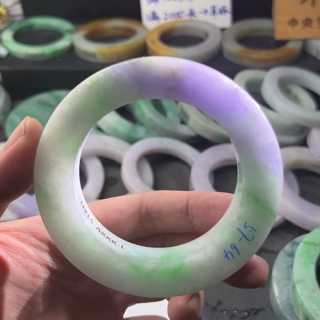 定制翡翠手镯未镶嵌