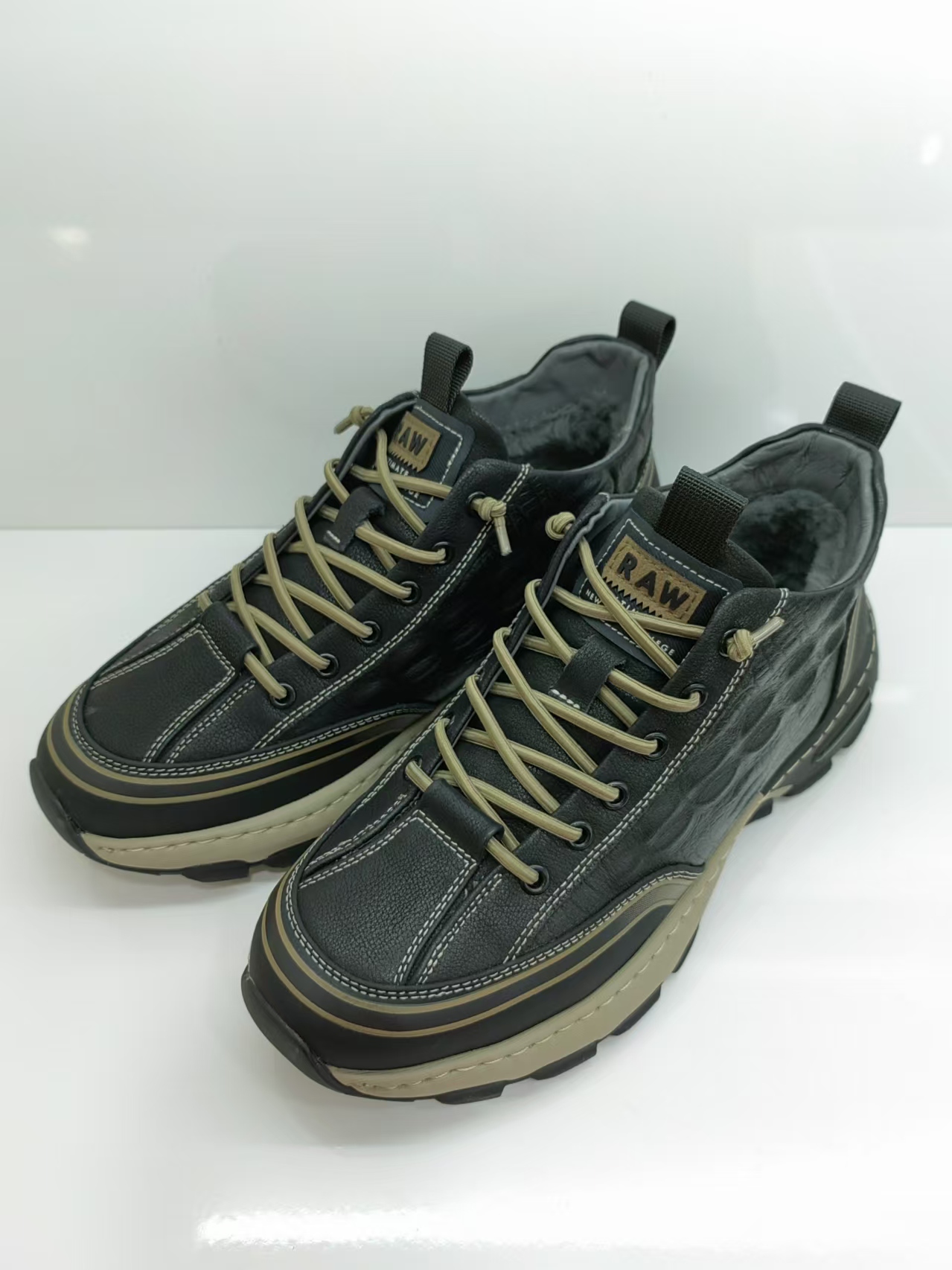 新款气质休闲百搭男士[大棉]休闲鞋A/TM/20305-8