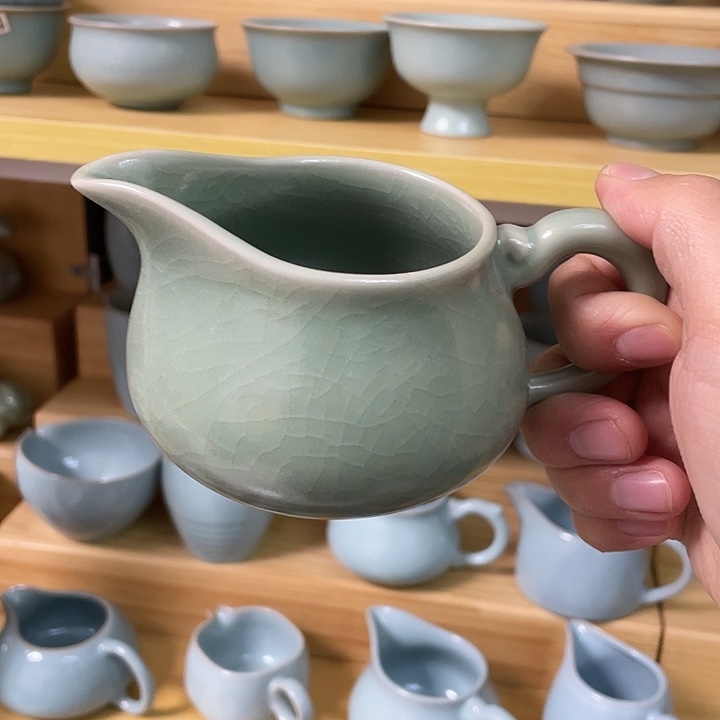 公道杯老式豆绿龙柄公道杯支钉满釉