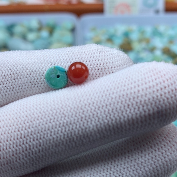 南红玛瑙未镶嵌珠宝奇石