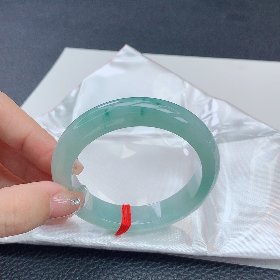 翡翠手镯未镶嵌翡翠6167