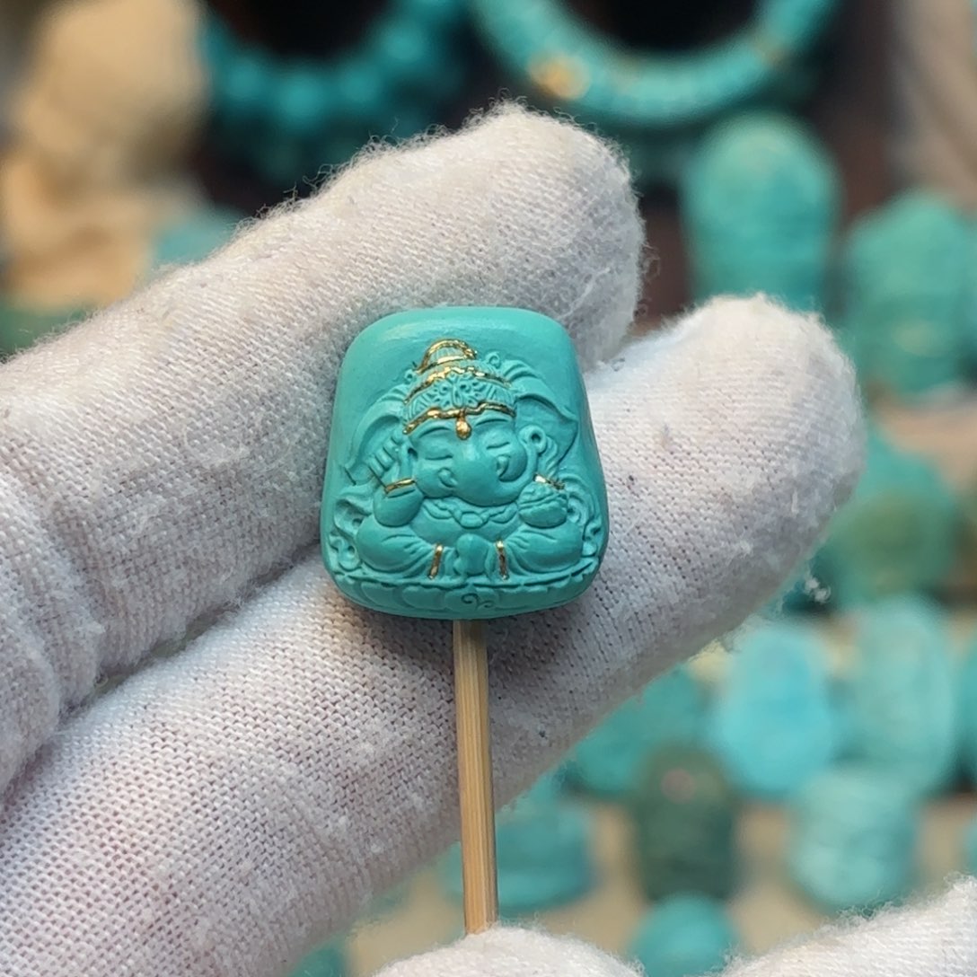 绿松石配饰未镶嵌