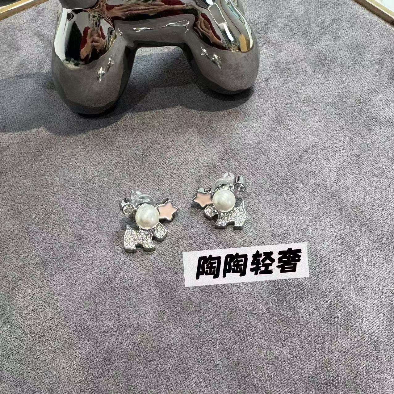 铜合金锆石耳饰 韩系滴油系雷玉桂狗耳环eha961