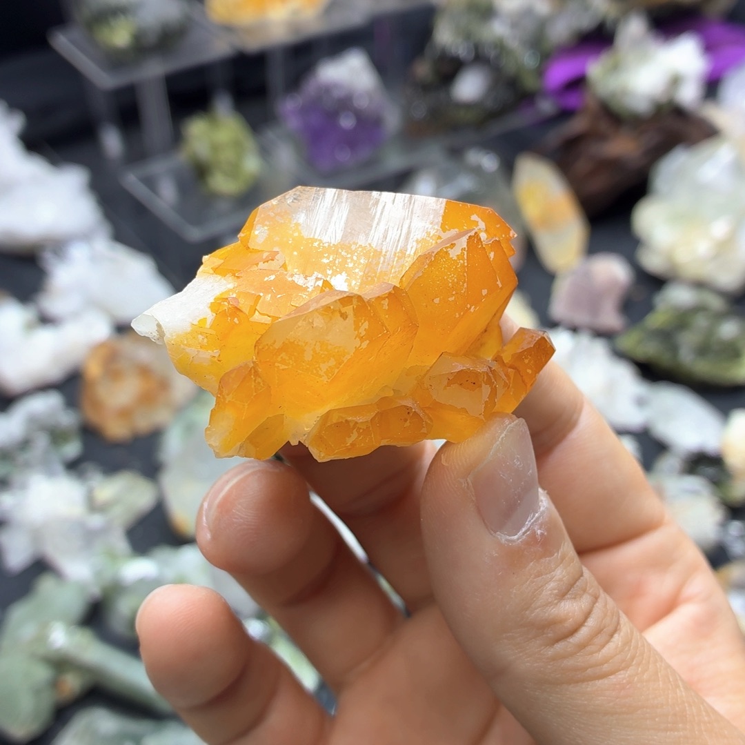 石材黄皮白水缝合