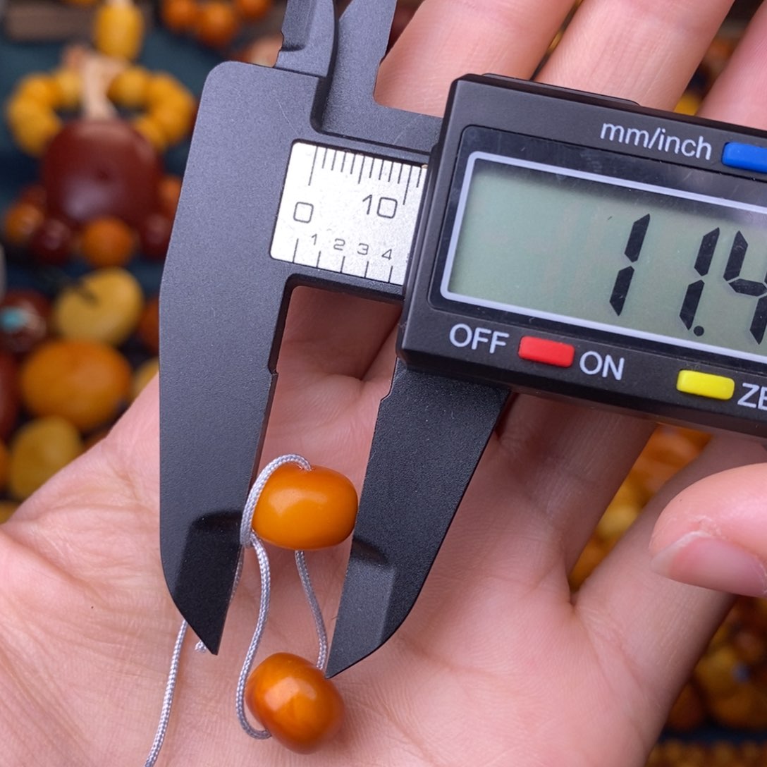 蜜蜡裸石未镶嵌蜜蜡