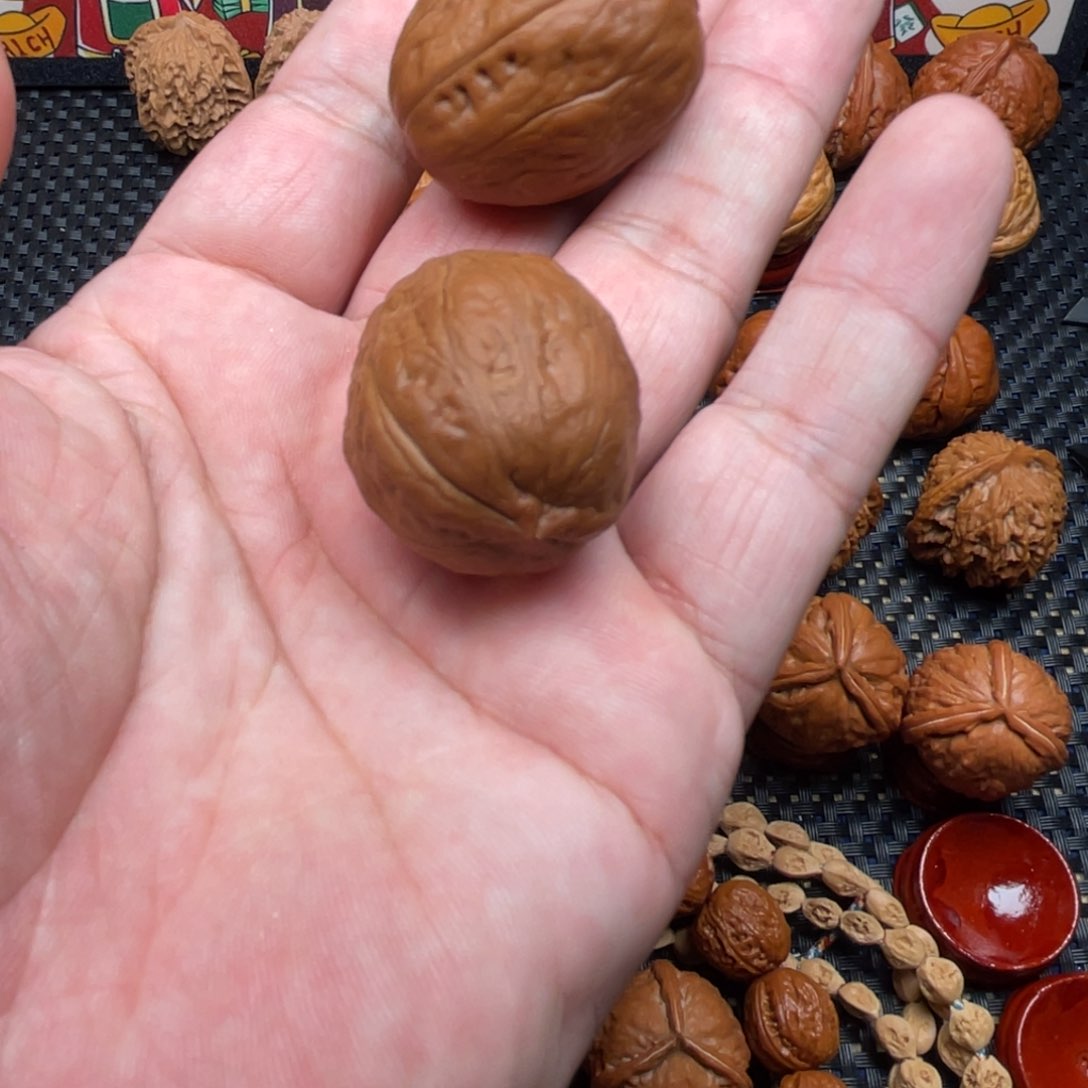核桃摆件贾*精品小核桃手捻。大枣