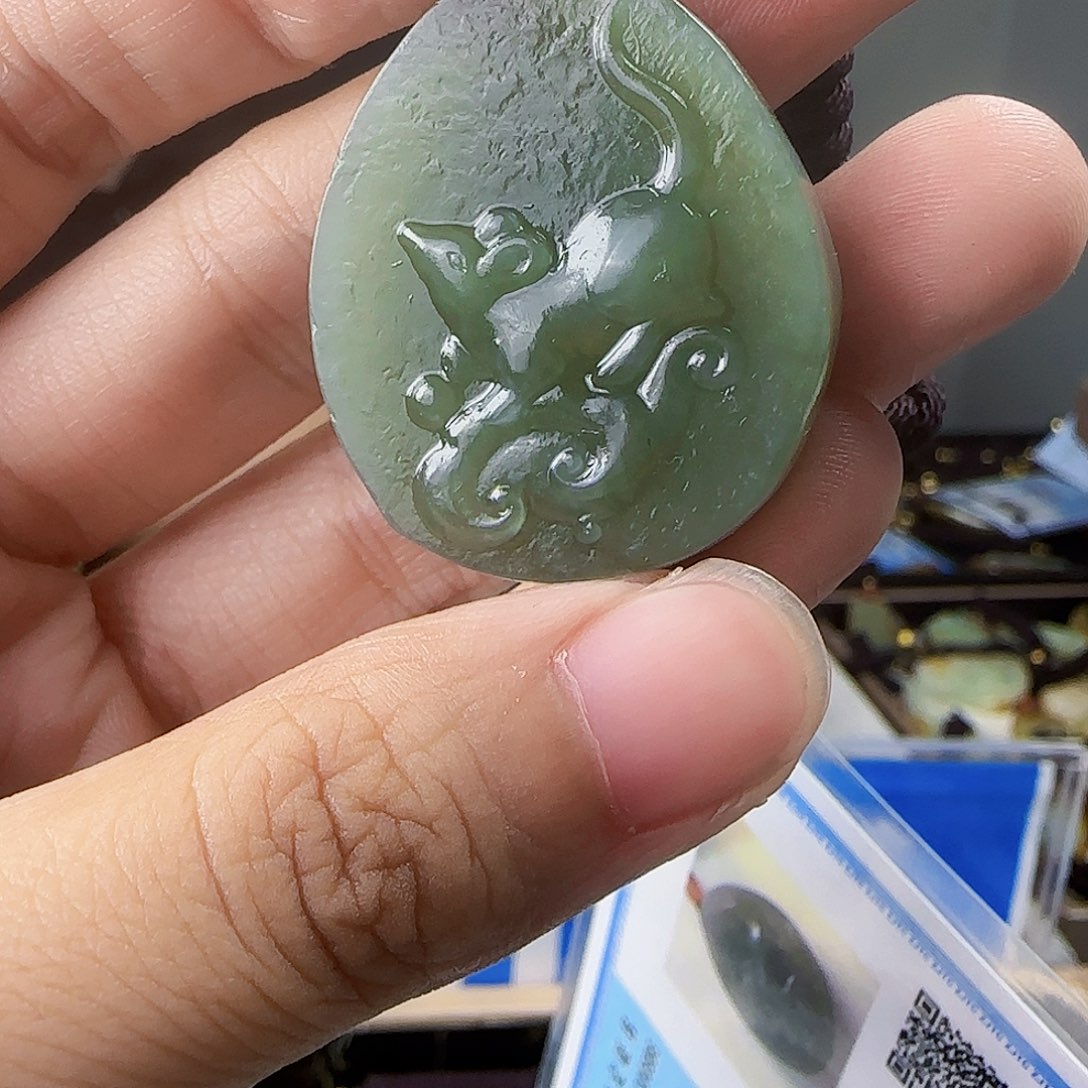 和田玉未镶嵌挂件