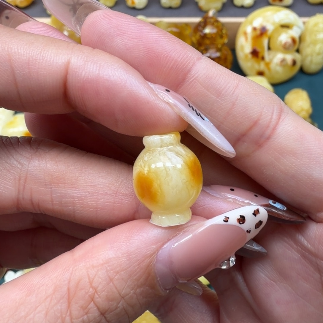 蜜蜡未镶嵌裸石蜜蜡