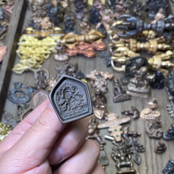 加银六臂福利福利