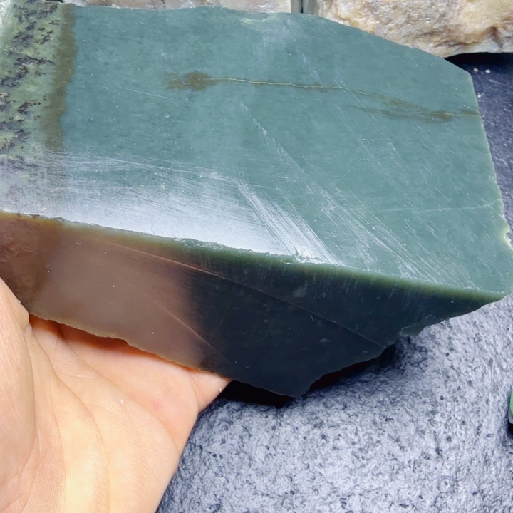 和田玉（糖玉）未镶嵌珠宝奇石