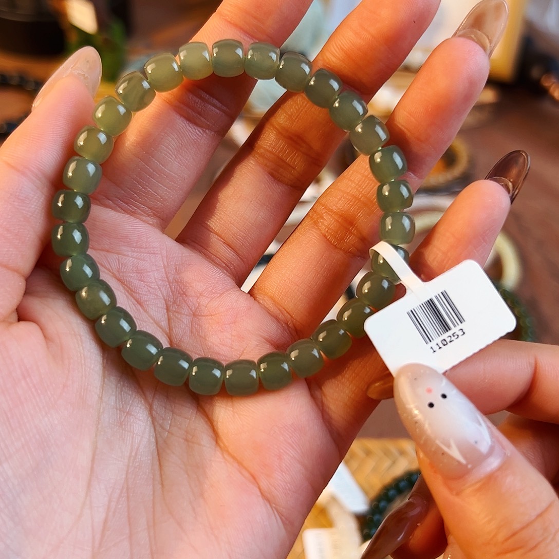 和田玉未镶嵌手串