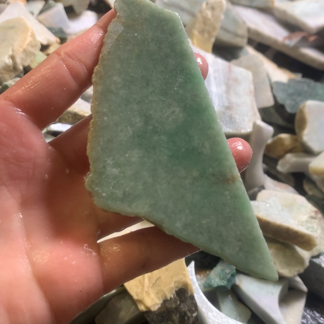 翡翠颈饰未镶嵌缅甸翡翠