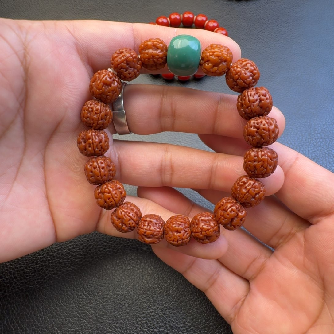 ！***香榧木金刚菩提手串