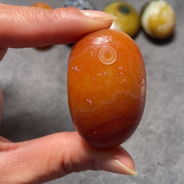 玛瑙/玉髓未镶嵌珠宝奇石