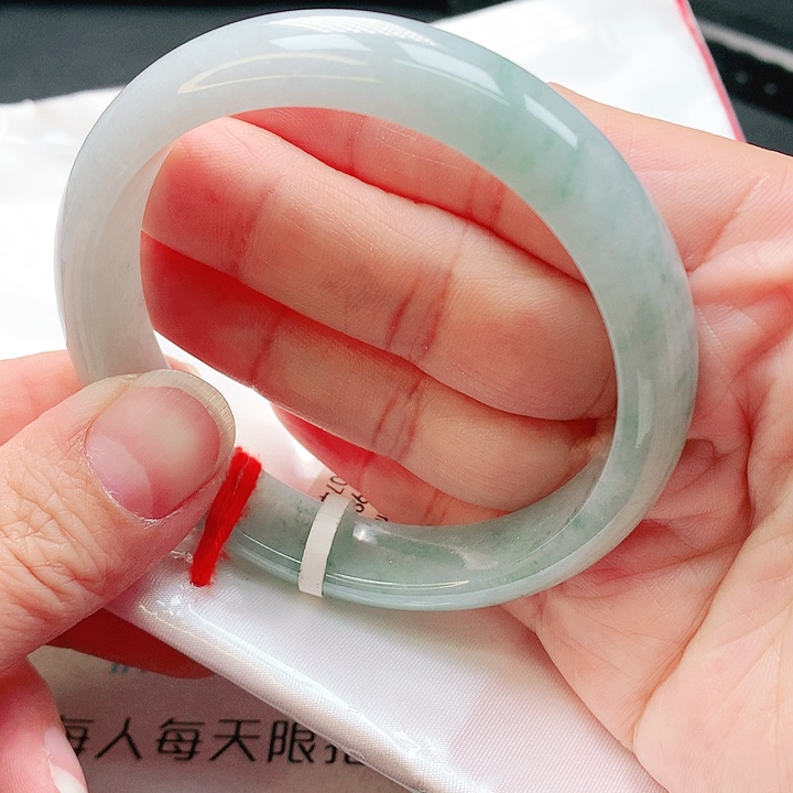 翡翠手镯未镶嵌手镯59