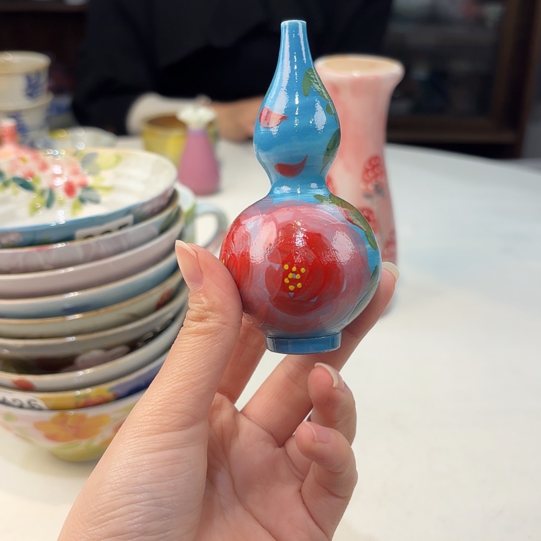 瓷片兔兔好可爱呀