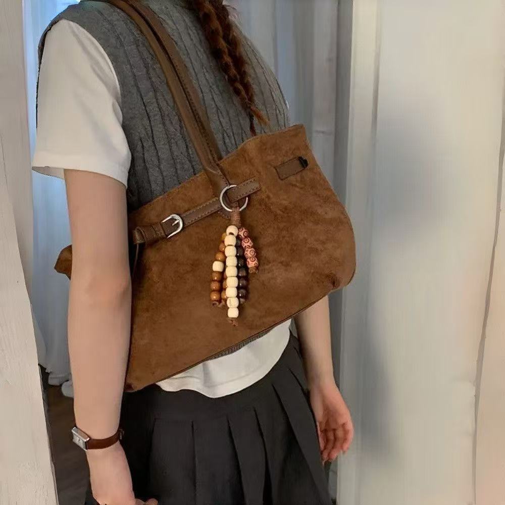 小众托特包包女款爆款2025新款秋冬复古时尚腋下包百搭通勤单肩包