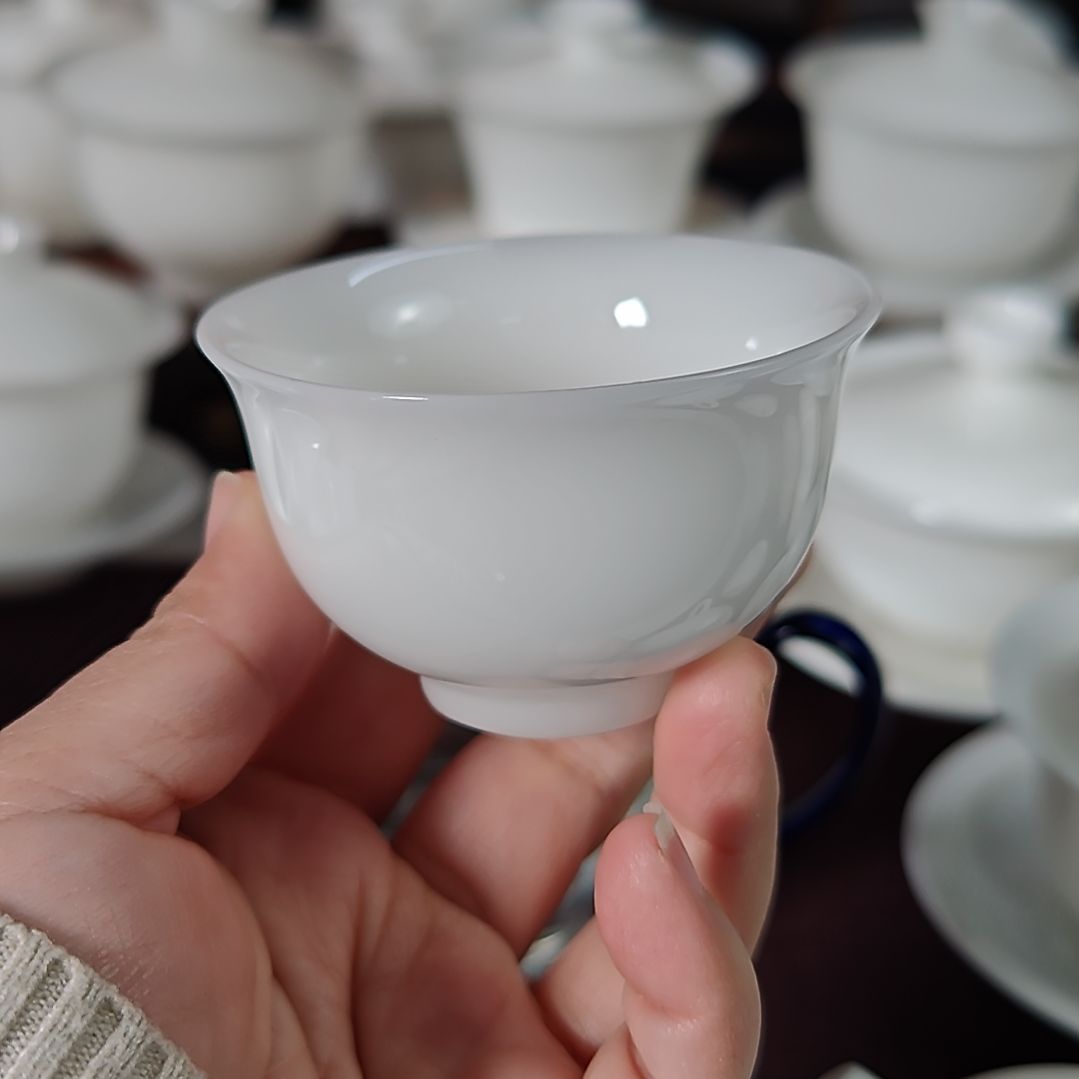 礼***.晶玉白压手主人杯80ml