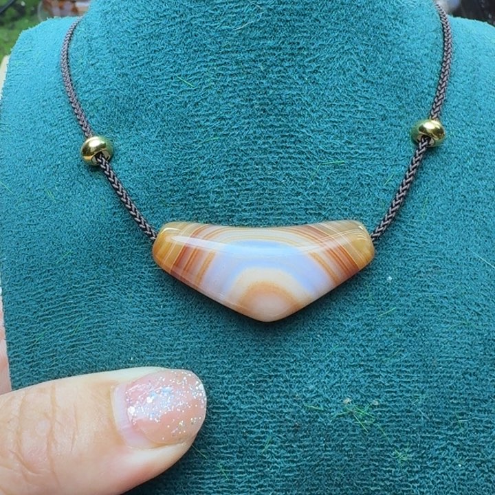 玛瑙/玉髓颈饰未镶嵌