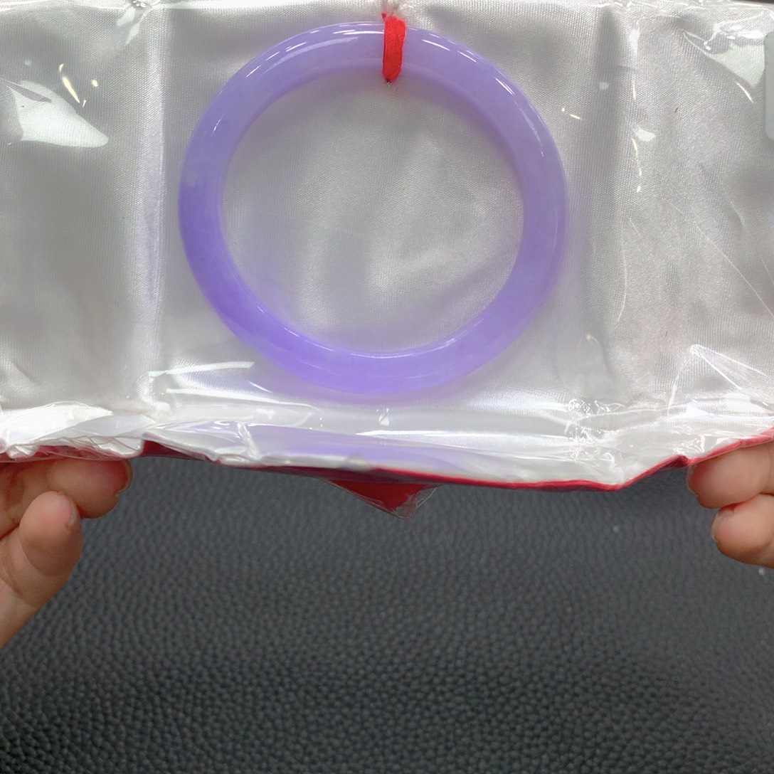 翡翠未镶嵌手镯贵妃