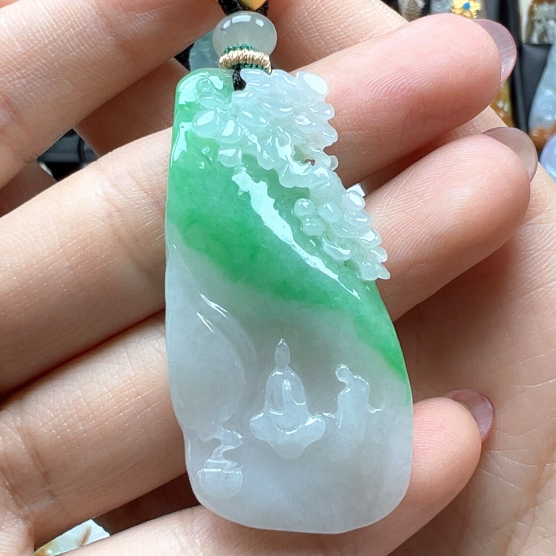 翡翠颈饰未镶嵌悟道