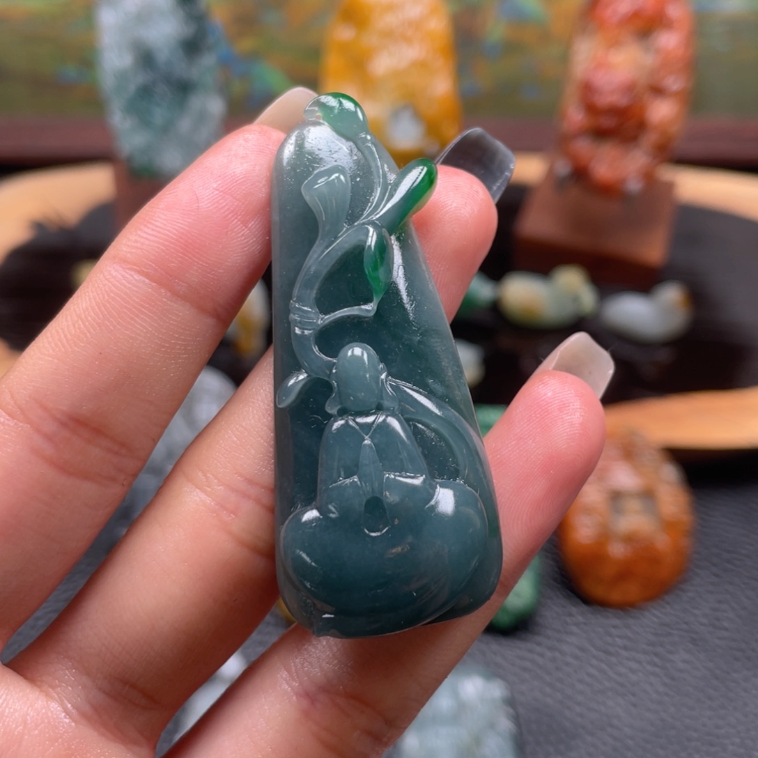 定制翡翠未镶嵌翡翠