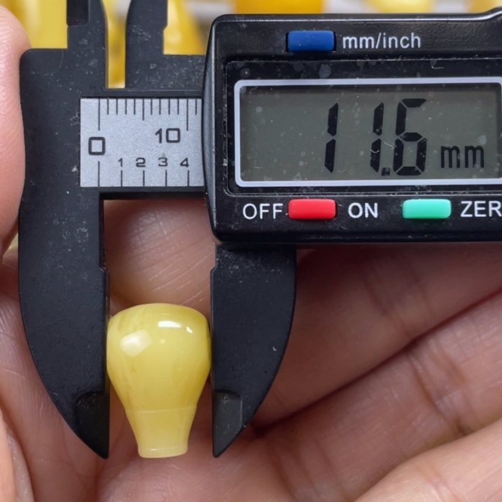 蜜蜡未镶嵌裸石27杂