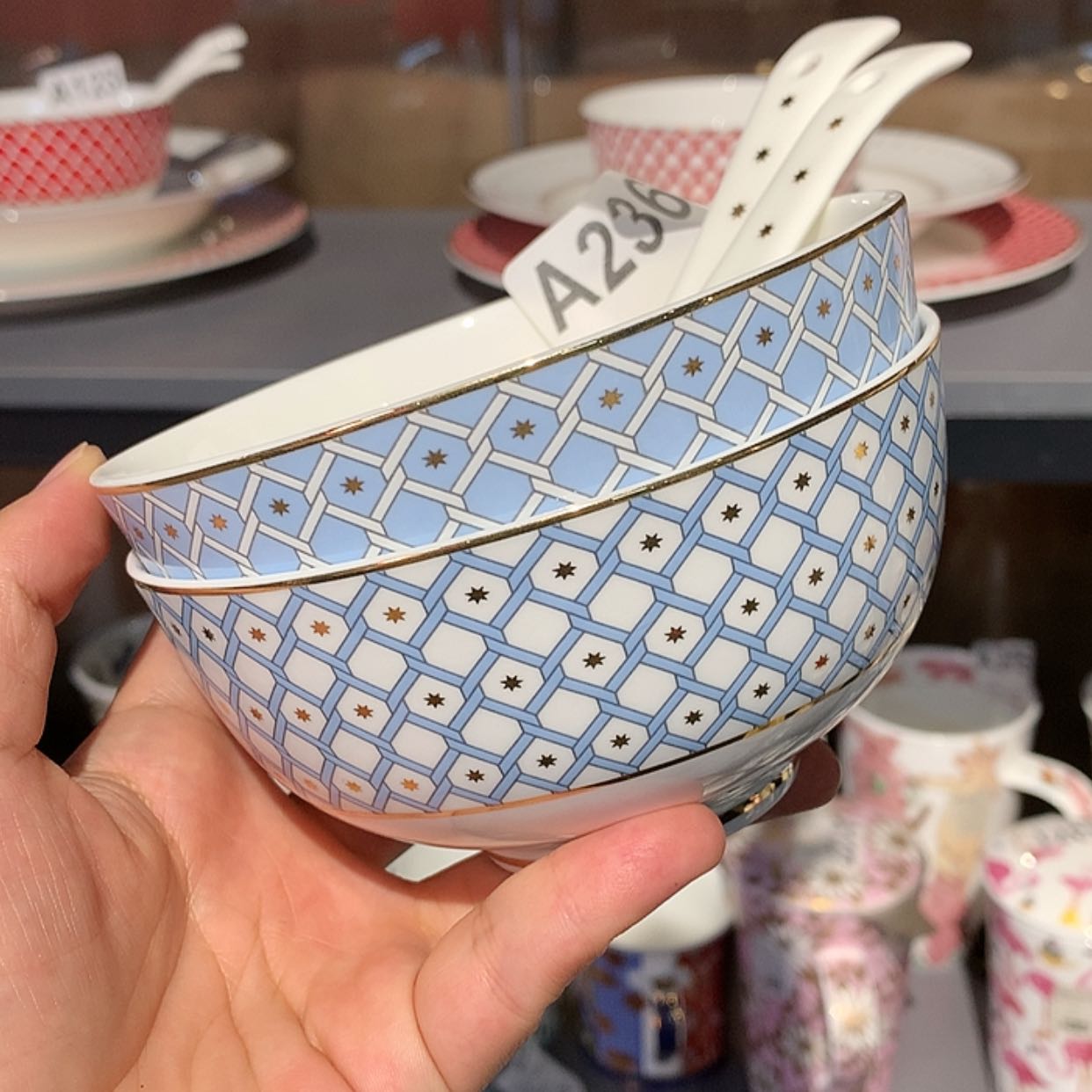 【闪购商品】瓷片做*两个碗两个勺