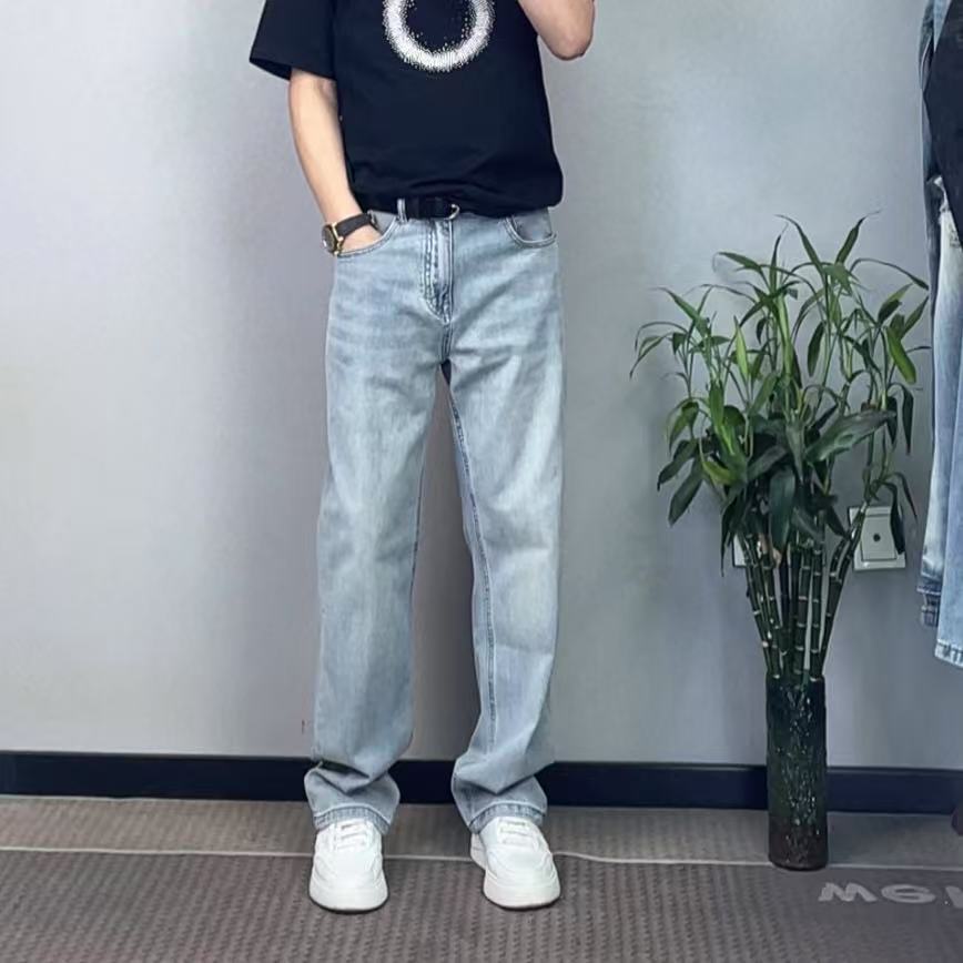 2025秋季牛仔裤男宽松简约浅蓝色百搭男士直筒修身高端男士长裤子