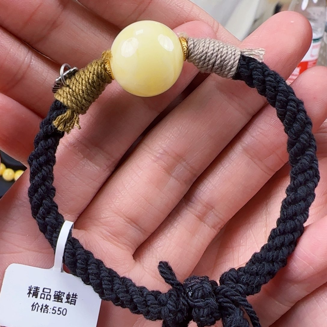 琥珀裸石未镶嵌蜜蜡