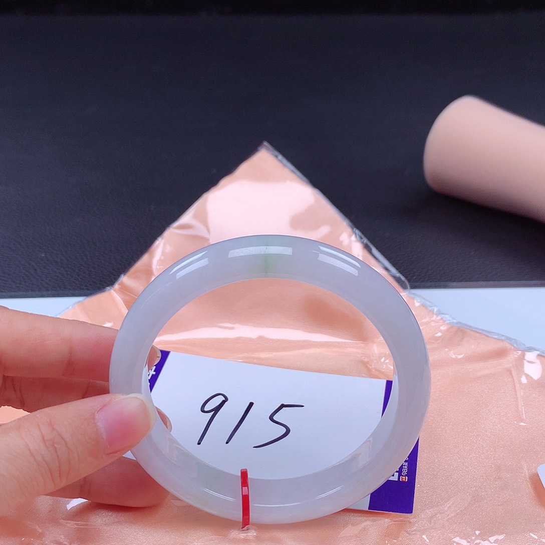 翡翠手镯未镶嵌手镯001398