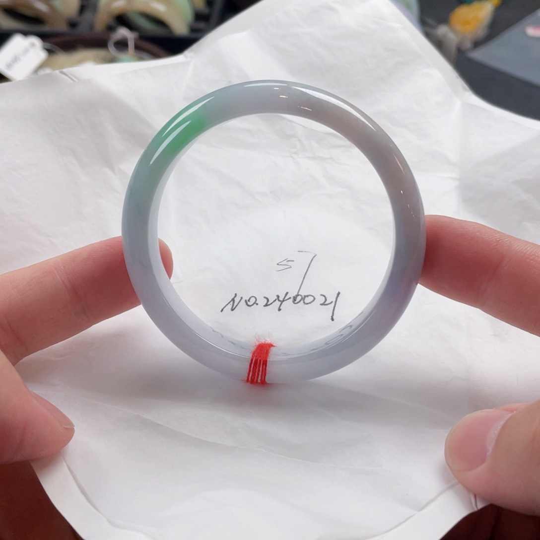 翡翠手镯未镶嵌57正圈