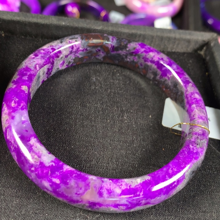 苏纪石（舒俱来）手镯未镶嵌