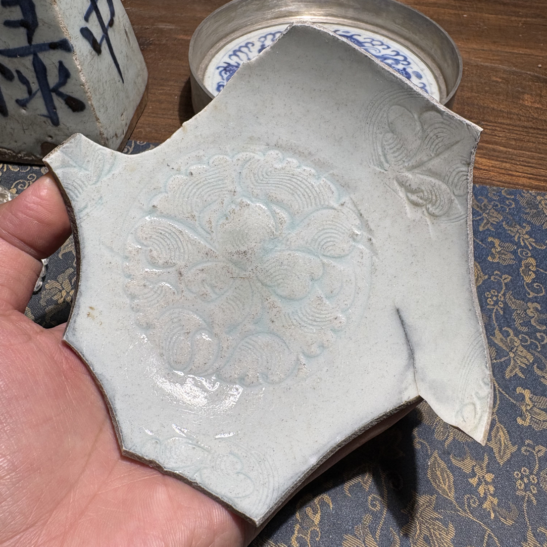 S湖田窑影青釉刻牡丹花卉纹瓷片标本学习收藏顺丰包邮