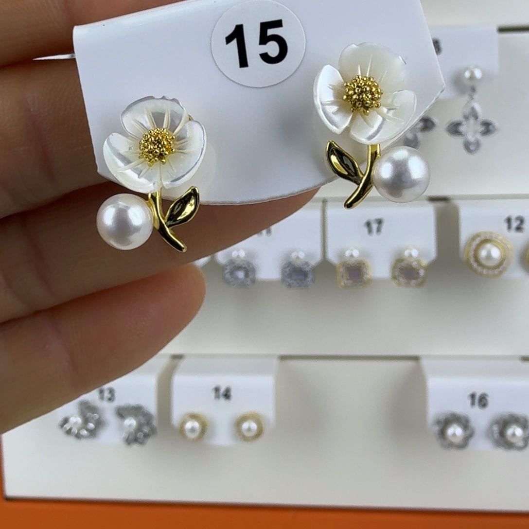 未镶嵌淡水珍珠耳饰