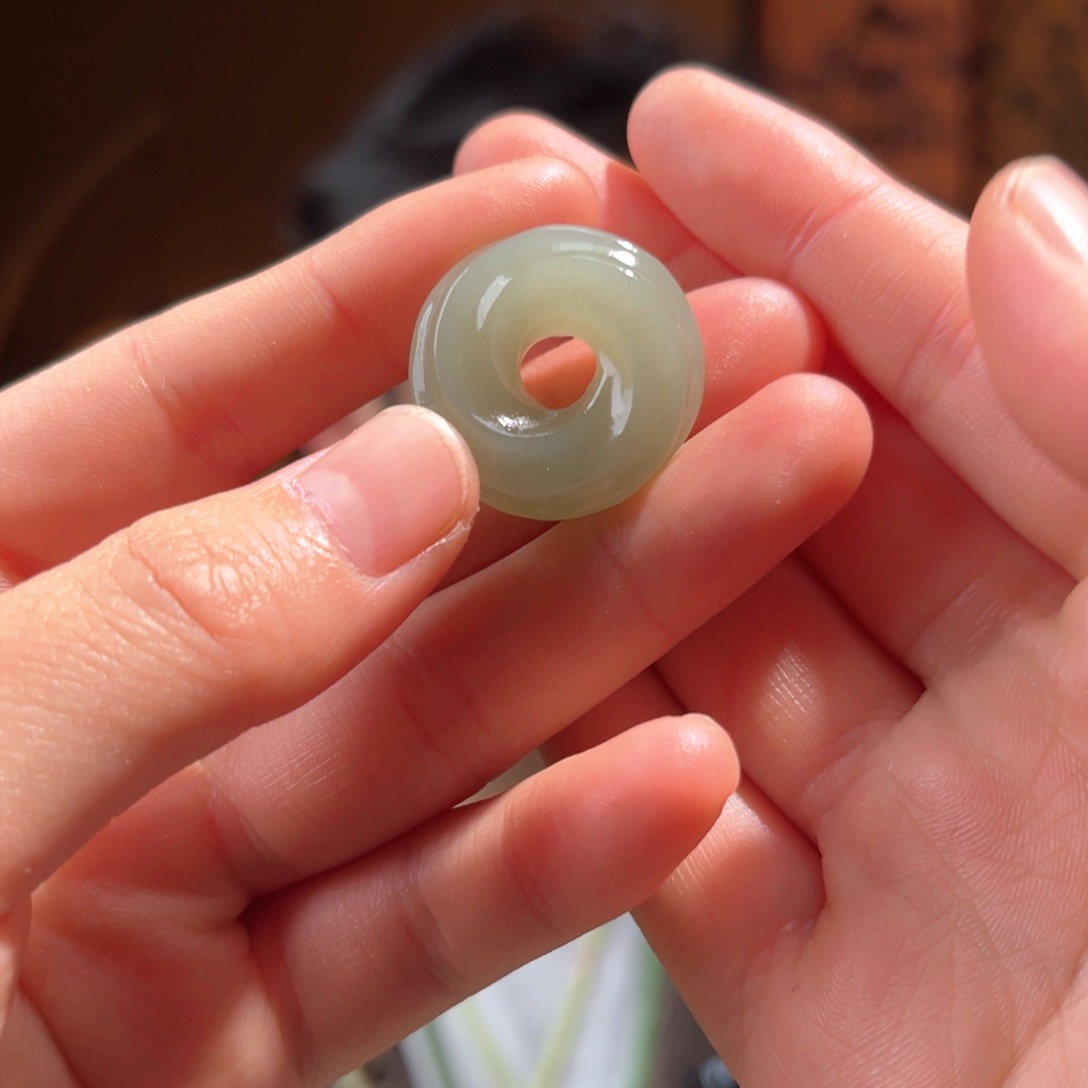 吊坠(不含链)未镶嵌和田玉青海莫比乌斯环230