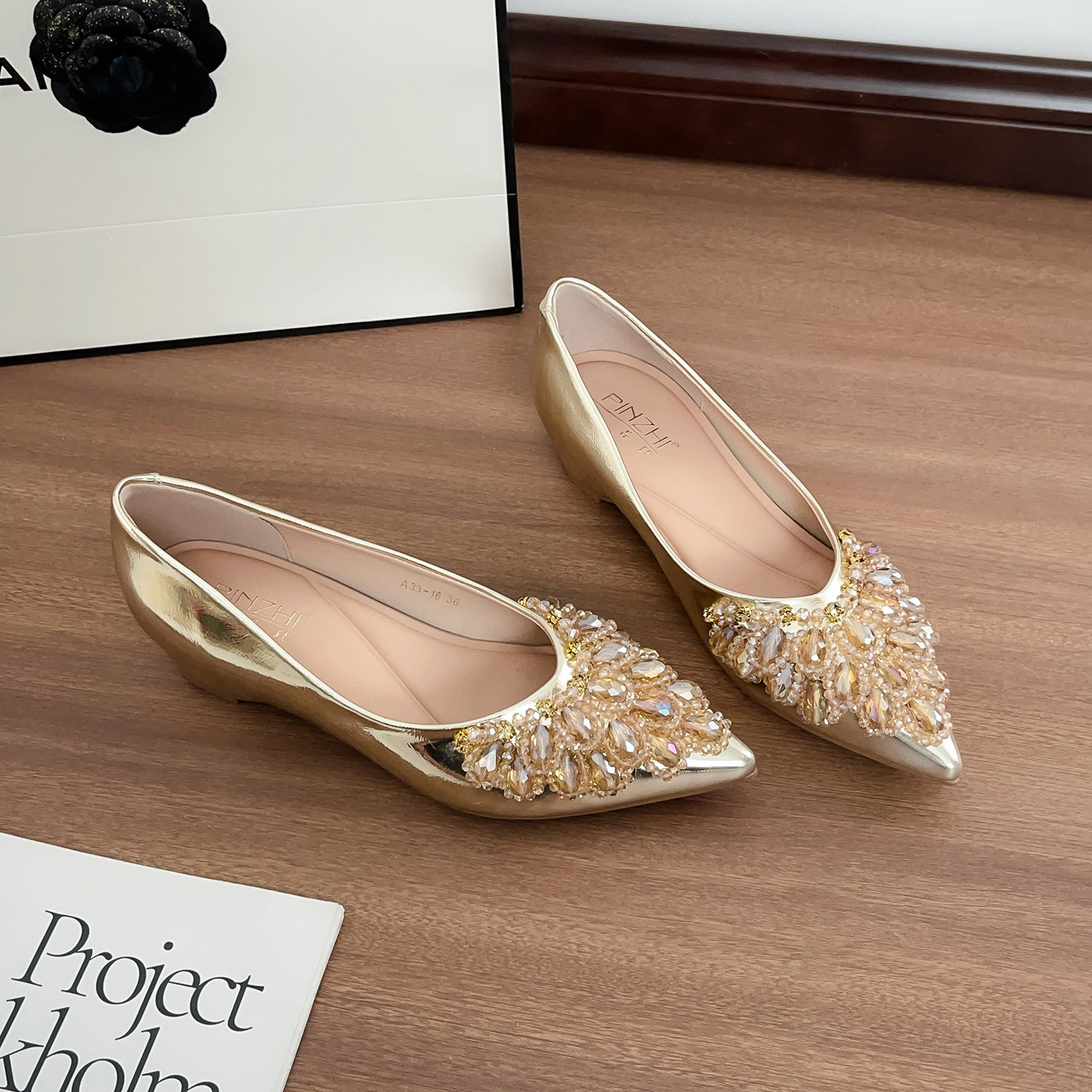 真皮法式尖头平底单鞋女2026新款配裙子浅口婚鞋内增高芭蕾鞋瓢鞋