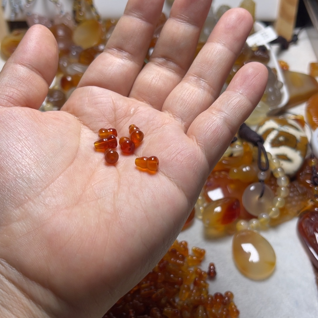 琪***逸玛瑙/玉髓未镶嵌颈饰2205