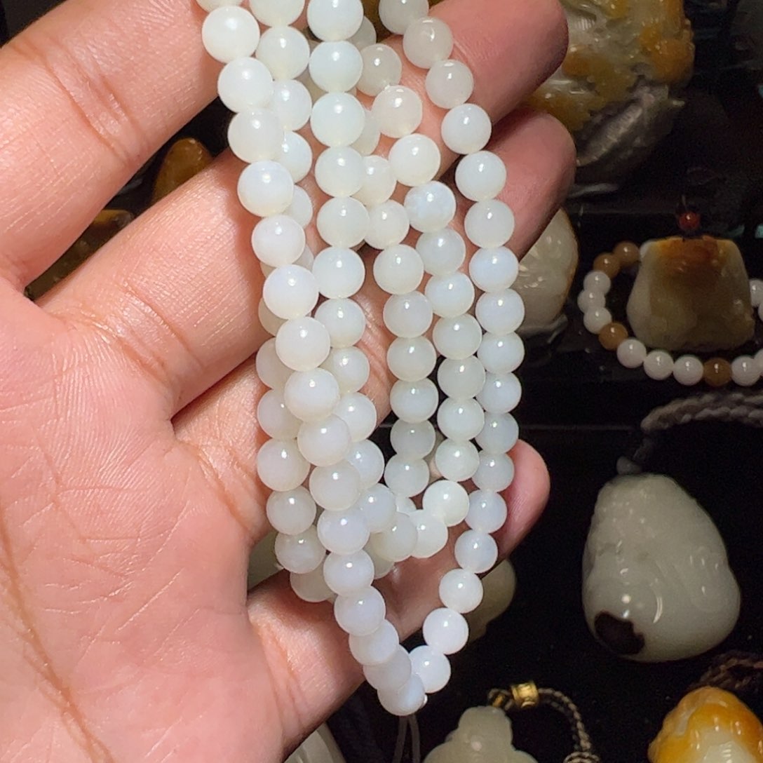 和田玉颈饰未镶嵌