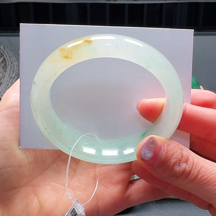 石英质玉手镯未镶嵌56-57