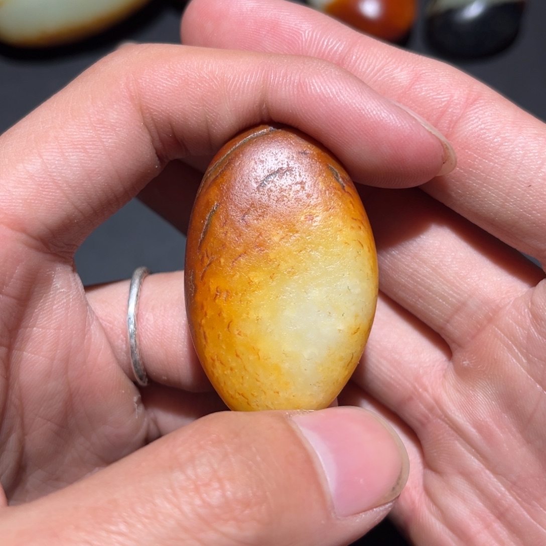 和田玉未镶嵌珠宝奇石