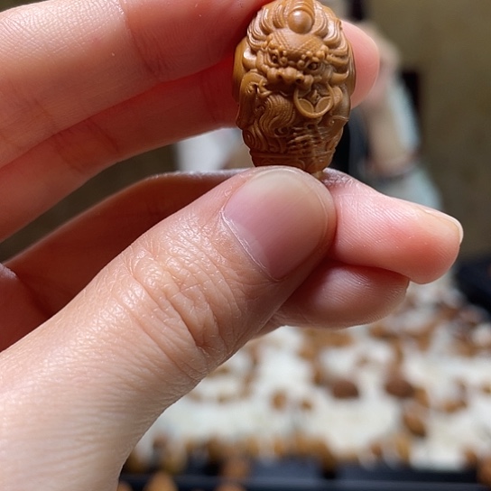 橄榄核手串/手链貔貅 三通