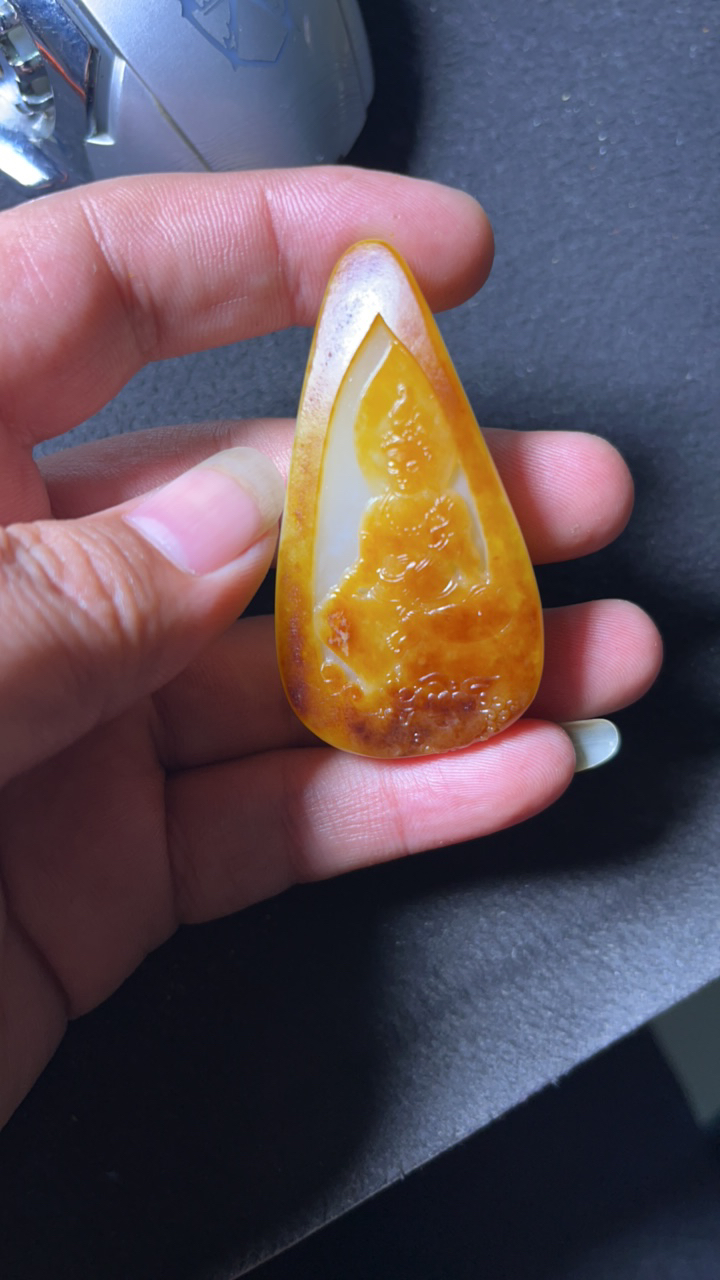 新疆观音挂件奇石