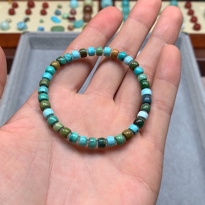 绿松石配饰未镶嵌